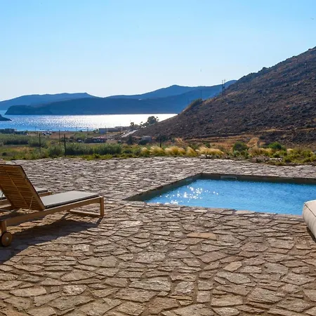 Homa Serifos Pool * Vayiá