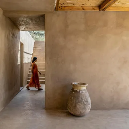 Vila Homa Serifos Pool