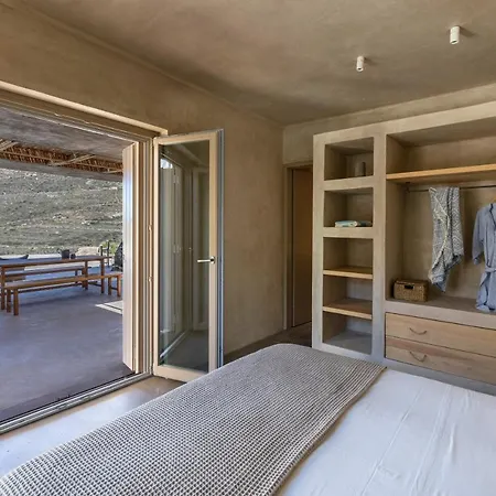 Homa Serifos Pool Vila