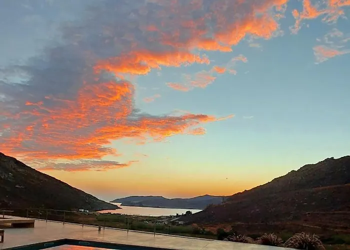 Villa Homa Serifos Pool *