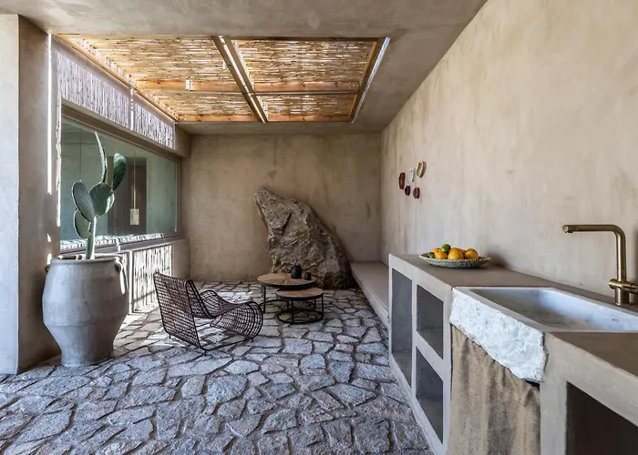 Homa Serifos Pool Villa *