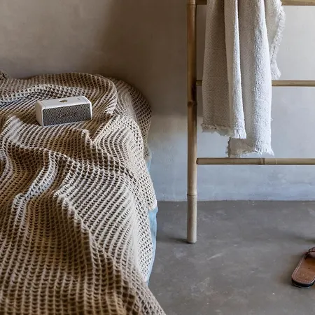 Homa Serifos Pool Vayiá