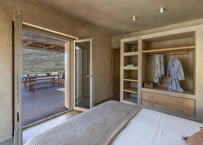 Homa Serifos Pool Villa