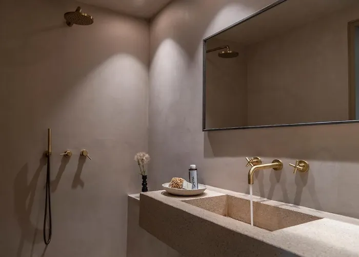 Homa Serifos Pool * Vayiá